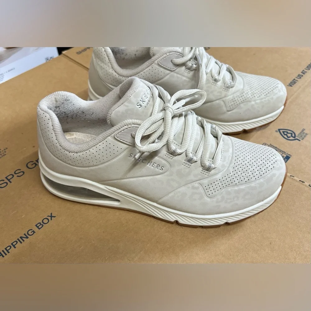 Skechers uno kat
